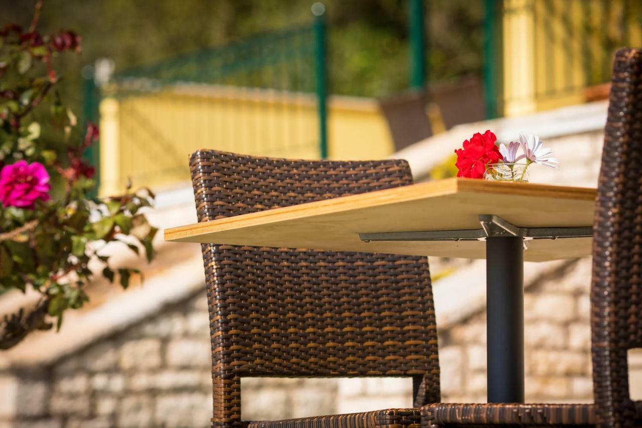 Koronisia Apartments מראה חיצוני תמונה